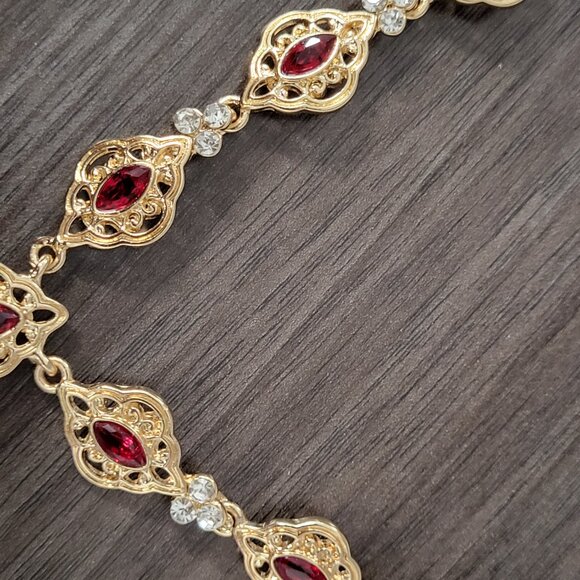 Sunspicems Exquisite Morocco Choker Necklace - Gold Color - Picture 9 of 15